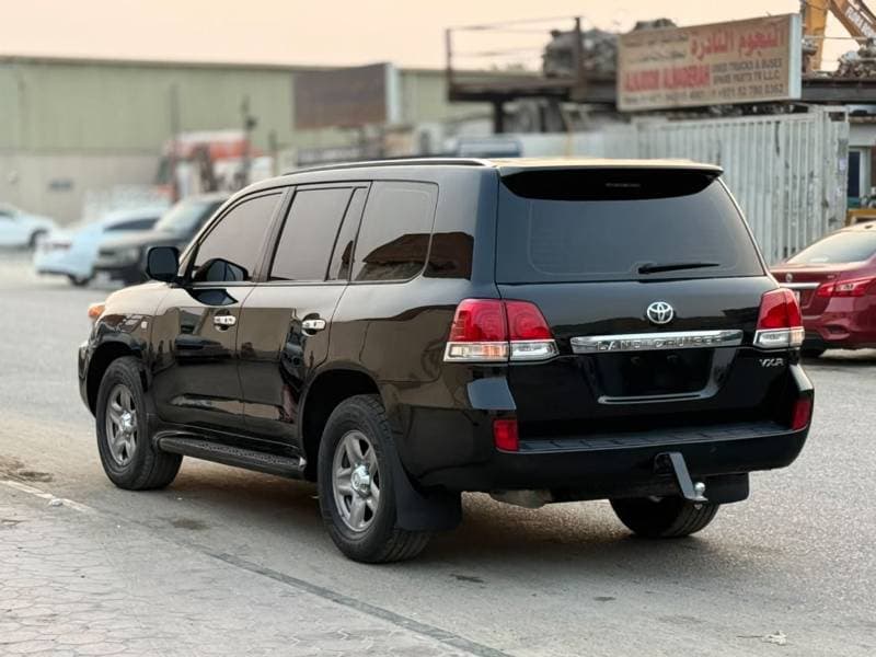 2008 Toyota Land Cruiser VXR thumbnail 6