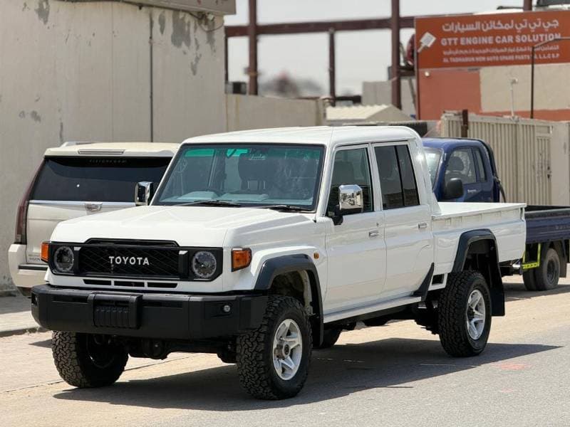 2024 Toyota Land Cruiser thumbnail 3