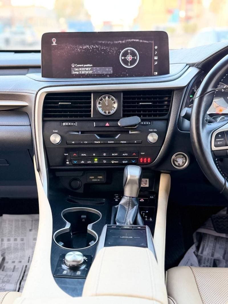 2021 Lexus RX300 thumbnail 8