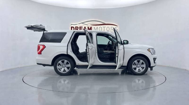 2018 Ford Expedition XLT LTH thumbnail 6