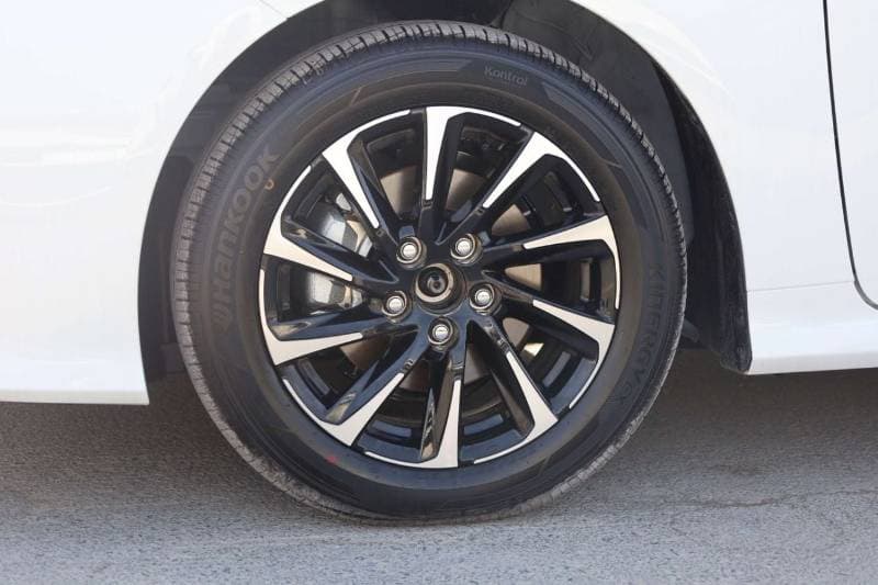 2026 Toyota Corolla thumbnail 5