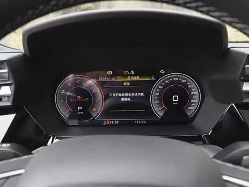 2026 Audi A3 35 TFSI ADVANCED thumbnail 8