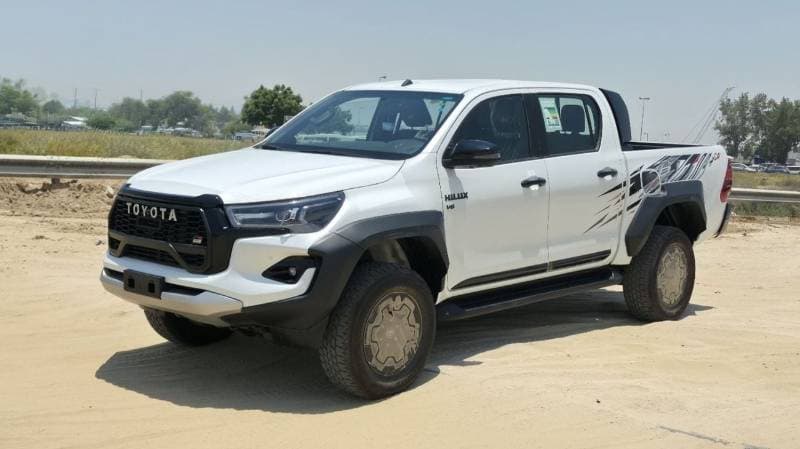 2026 Toyota Hilux GR SPORT thumbnail 4
