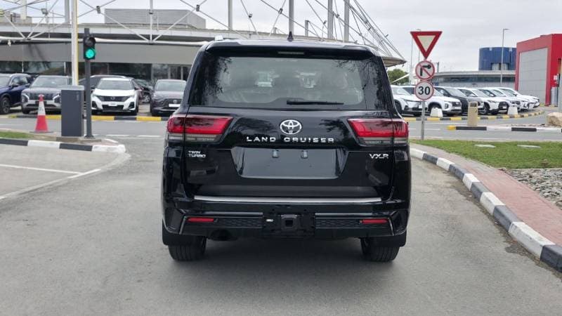 2026 Toyota Land Cruiser VXR thumbnail 7