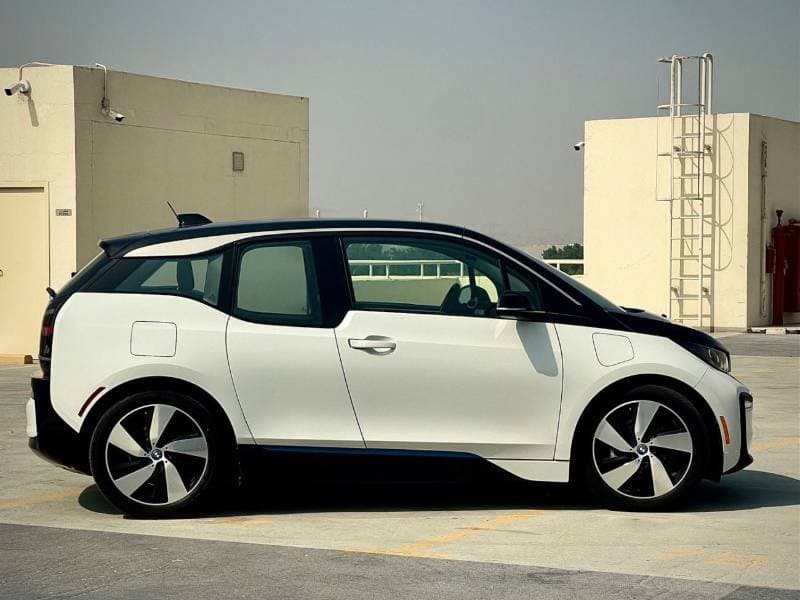 2019 BMW i3 STANDARD thumbnail 3