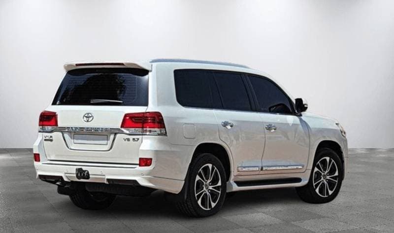2020 Toyota Land Cruiser VXR thumbnail 4