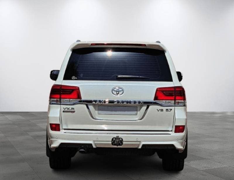 2020 Toyota Land Cruiser VXR thumbnail 5