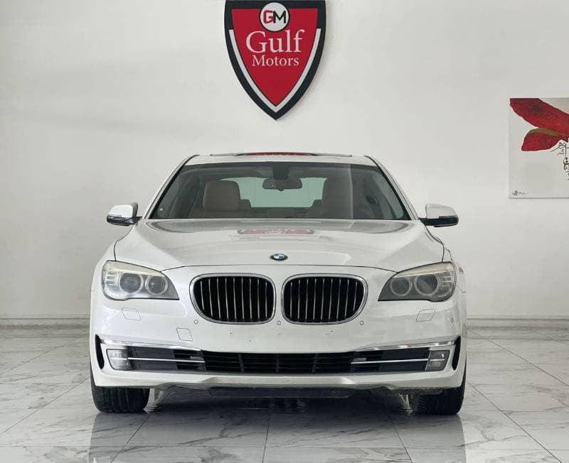 2013 BMW 740Li EXECUTIVE thumbnail 2