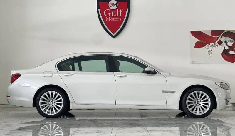 2013 BMW 740Li EXECUTIVE thumbnail 3