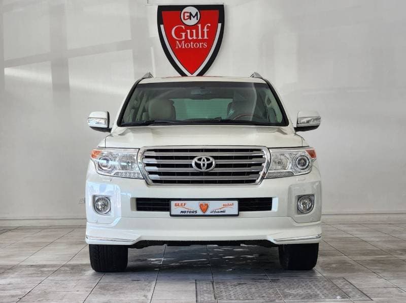 2015 Toyota Land Cruiser VXR thumbnail 2