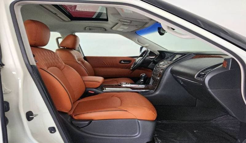 2015 Nissan Patrol SE T2 LEATHER thumbnail 8