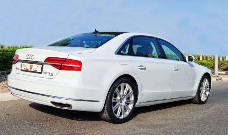 2015 Audi A8 L 50 TFSI thumbnail 4