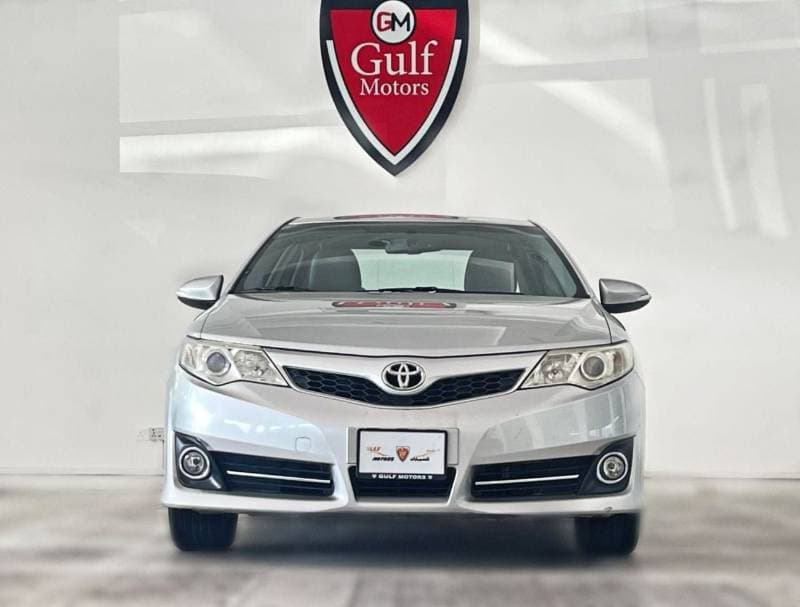 2012 Toyota Camry SE thumbnail 2
