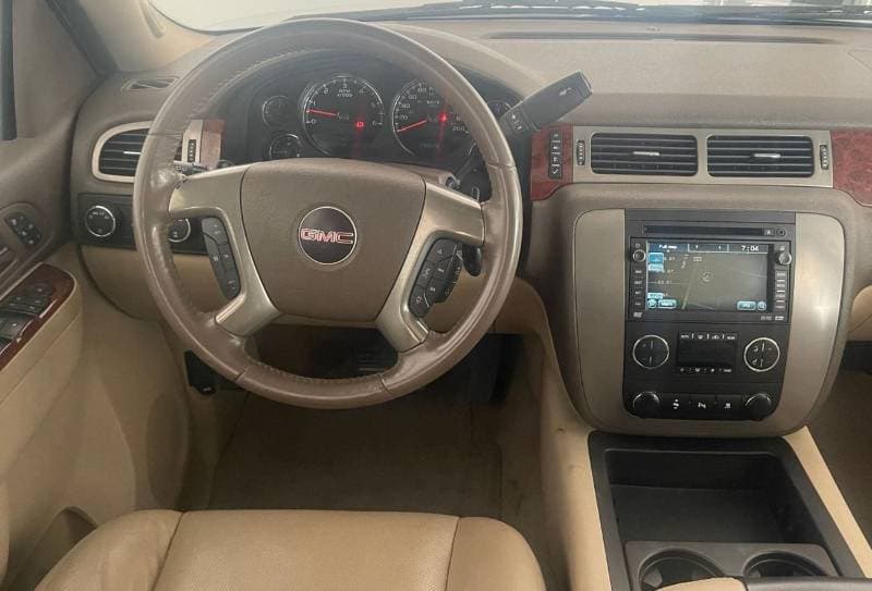 2010 GMC Yukon SLT thumbnail 6