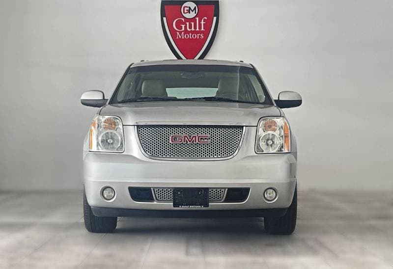 2010 GMC Yukon SLT thumbnail 2