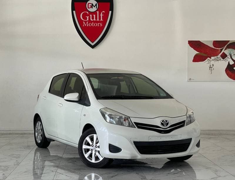 2013 Toyota Yaris BASE
