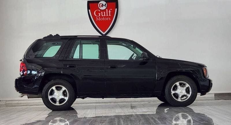2009 Chevrolet Trailblazer LTZ thumbnail 3