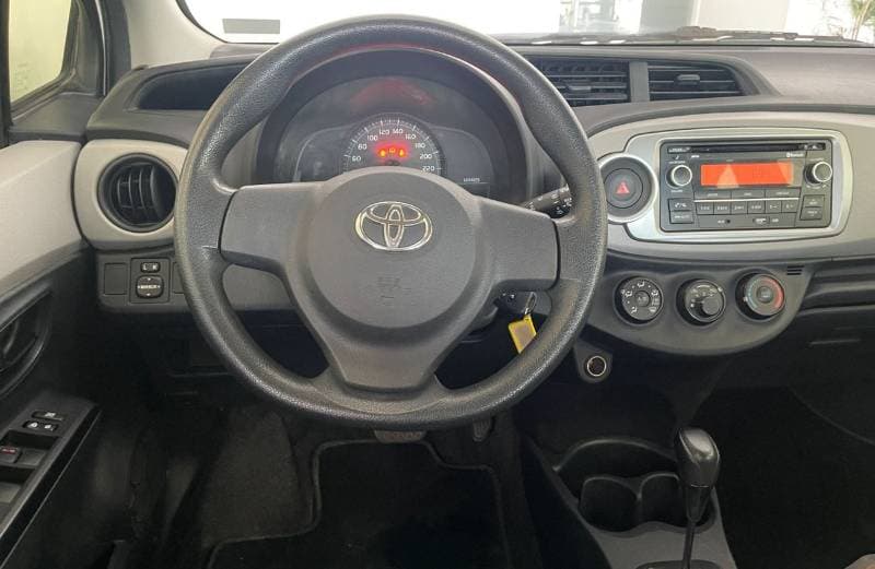 2013 Toyota Yaris BASE thumbnail 7
