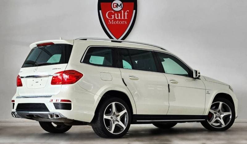 2013 Mercedes Benz GL63 AMG GCC Spec Full option 88000km thumbnail 4
