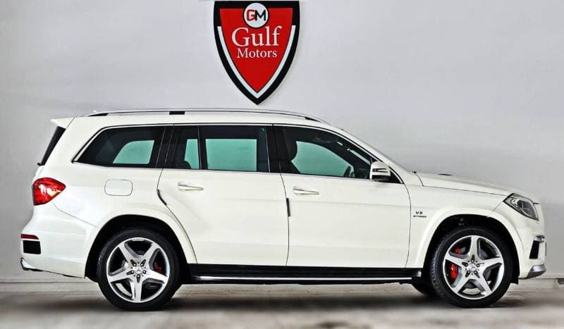 2013 Mercedes Benz GL63 AMG GCC Spec Full option 88000km thumbnail 3