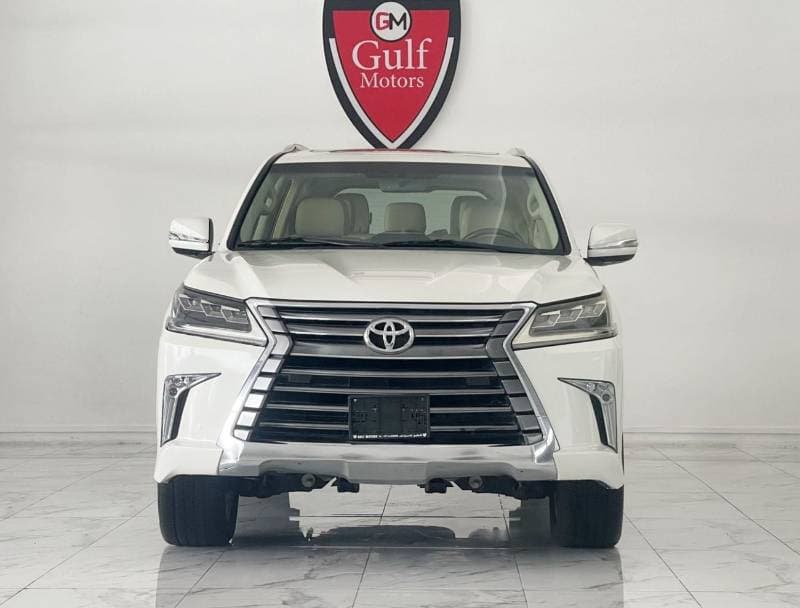 2017 Toyota Land Cruiser GXR thumbnail 2