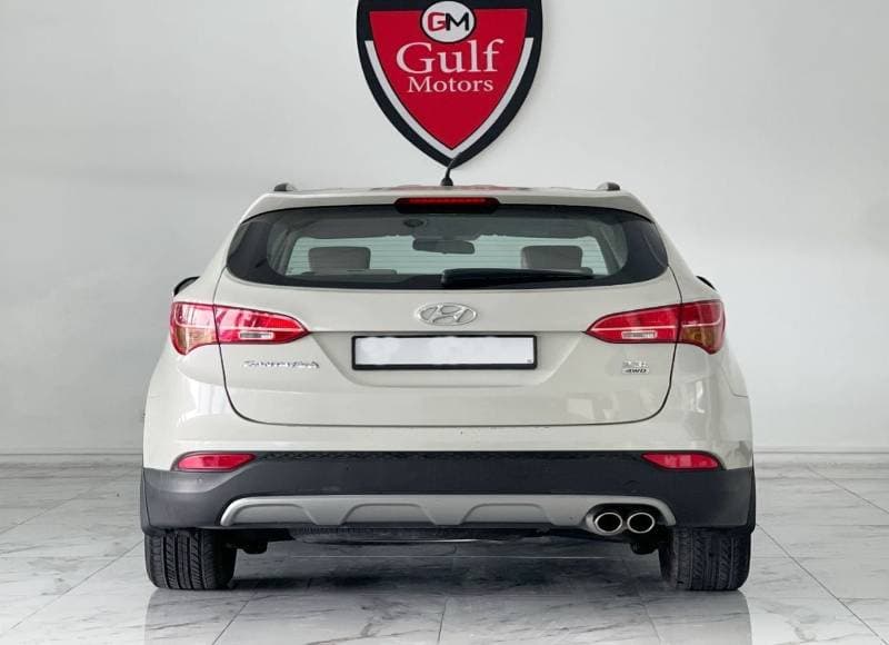 2016 Hyundai Santa Fe GLS thumbnail 5