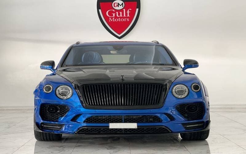 2017 Bentley Bentayga thumbnail 2