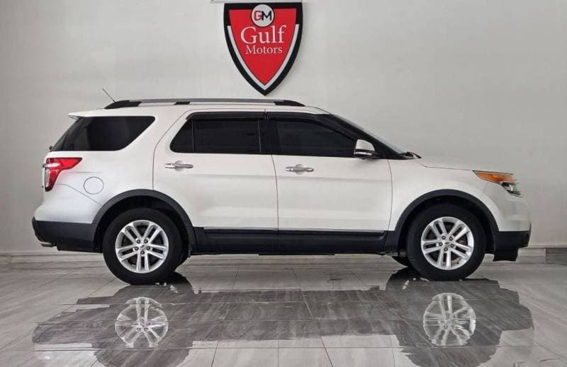 2015 Ford Explorer LIMITED thumbnail 3