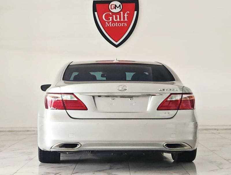2012 Lexus LS460 PREMIER LWB thumbnail 5