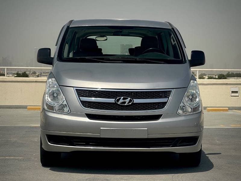 2014 Hyundai Starex H1 Diesel thumbnail 2