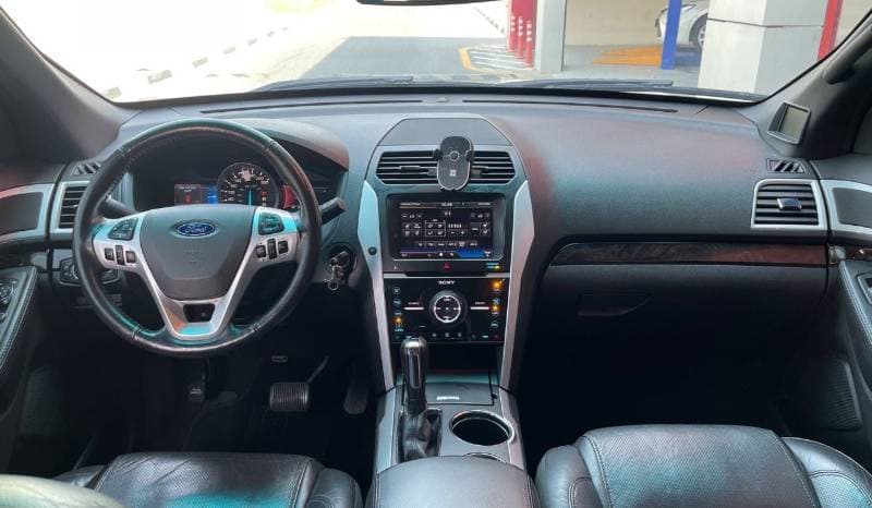 2015 Ford Explorer LIMITED thumbnail 8