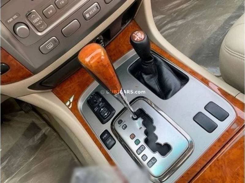 2006 Toyota Land Cruiser VXR TOP LTH thumbnail 8