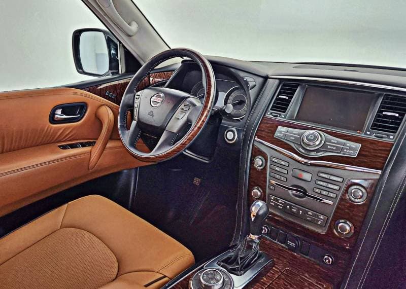 2015 Nissan Patrol LE PLATINUM thumbnail 6
