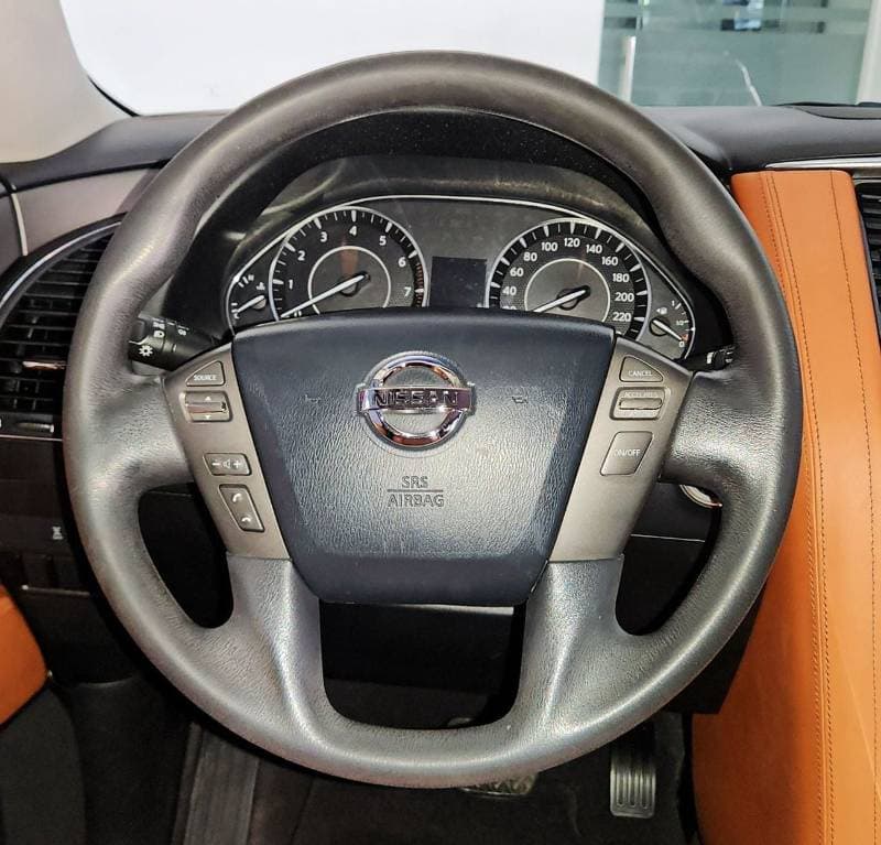 2017 Nissan Patrol SE T1 thumbnail 6