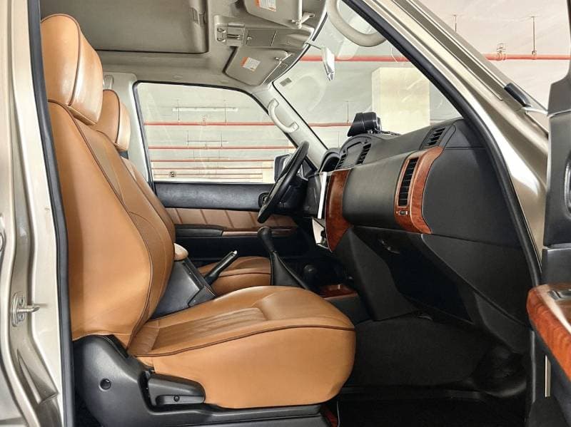 2016 Nissan Patrol HT SAFARI thumbnail 7