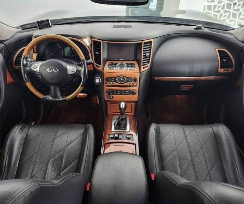 2011 Infiniti FX35 LUXURY thumbnail 6