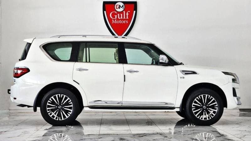 2013 Nissan Patrol LE PLATINUM thumbnail 4