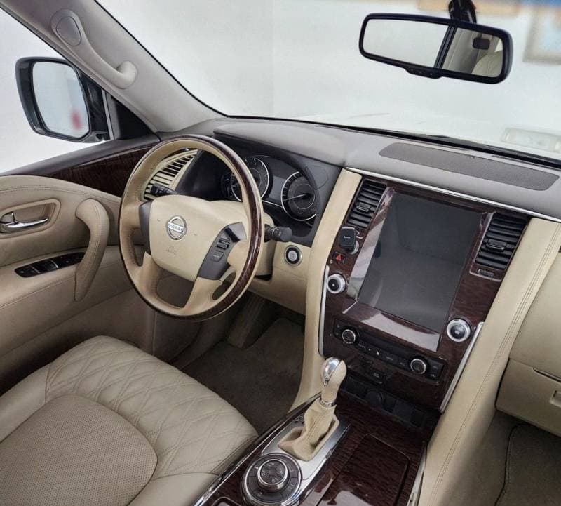 2013 Nissan Patrol LE PLATINUM thumbnail 7
