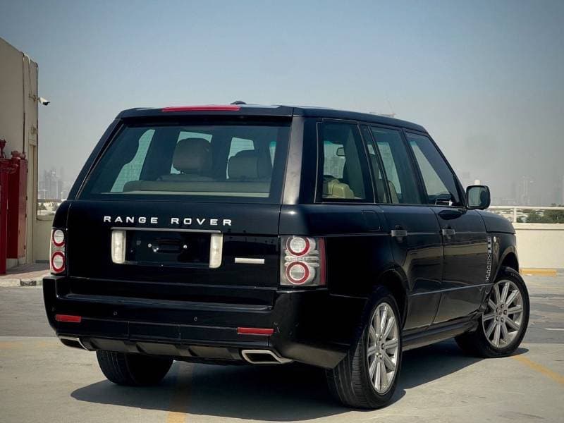 2011 Land Rover Range Rover SUPERCHARGED VOGUE thumbnail 3