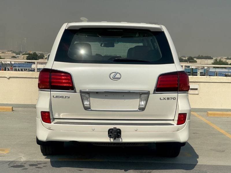 2011 Lexus LX570 TOP thumbnail 5