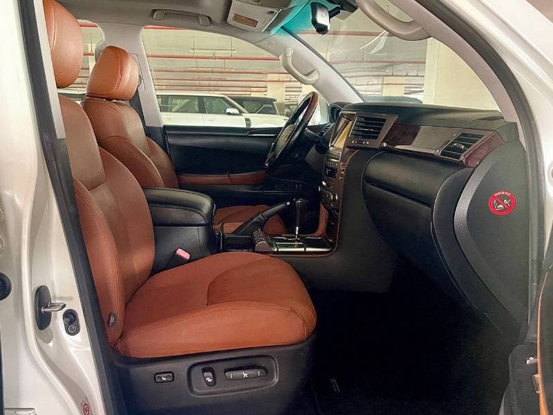 2011 Lexus LX570 TOP thumbnail 7