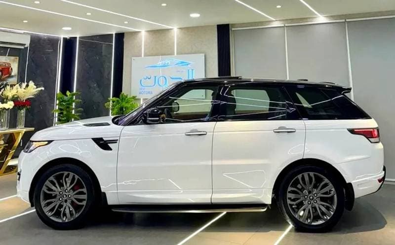 2017 Land Rover Range Rover Sport SUPERCHARGED thumbnail 6