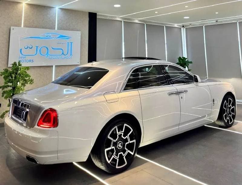 2014 Rolls Royce Ghost EXTENDED thumbnail 4