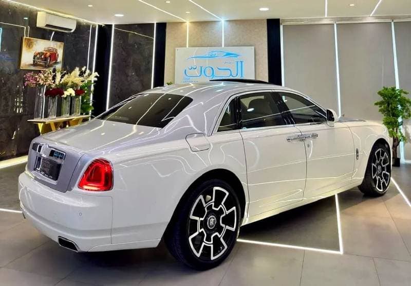 2014 Rolls Royce Ghost EXTENDED thumbnail 8