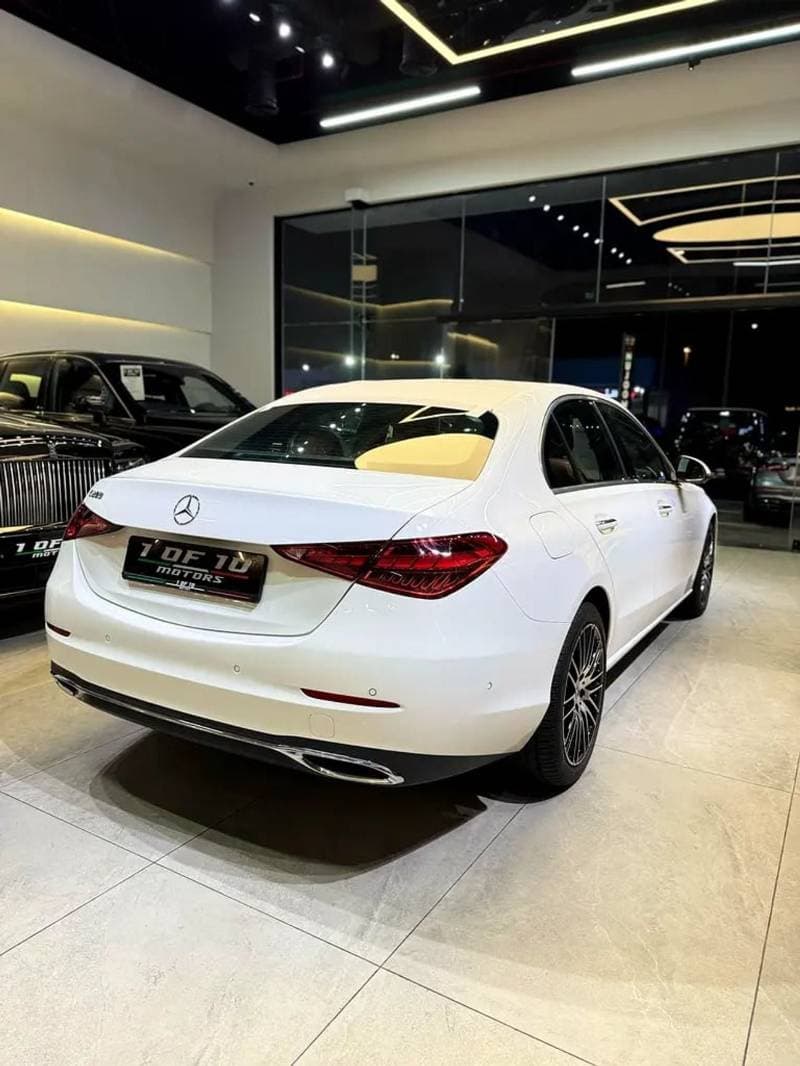 2025 Mercedes Benz C200 STANDARD thumbnail 5