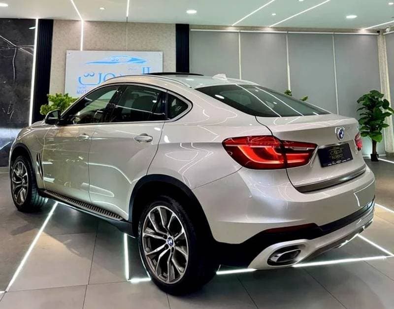 2016 BMW X6 50i EXCLUSIVE thumbnail 4