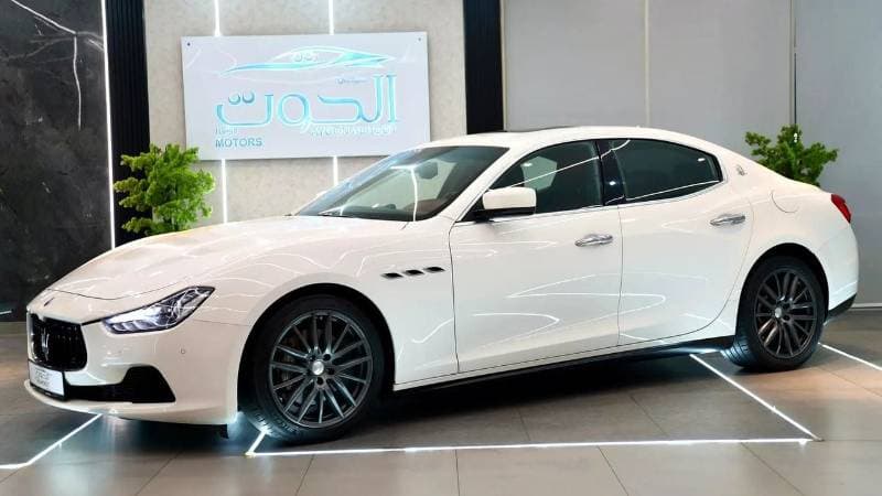 2016 Maserati Ghibli S thumbnail 3
