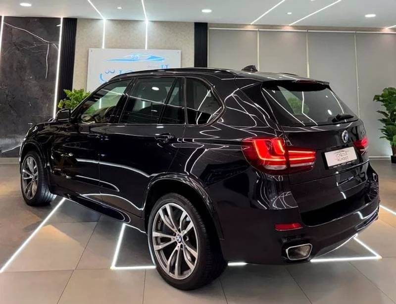 2017 BMW X5 50i M SPORT thumbnail 8