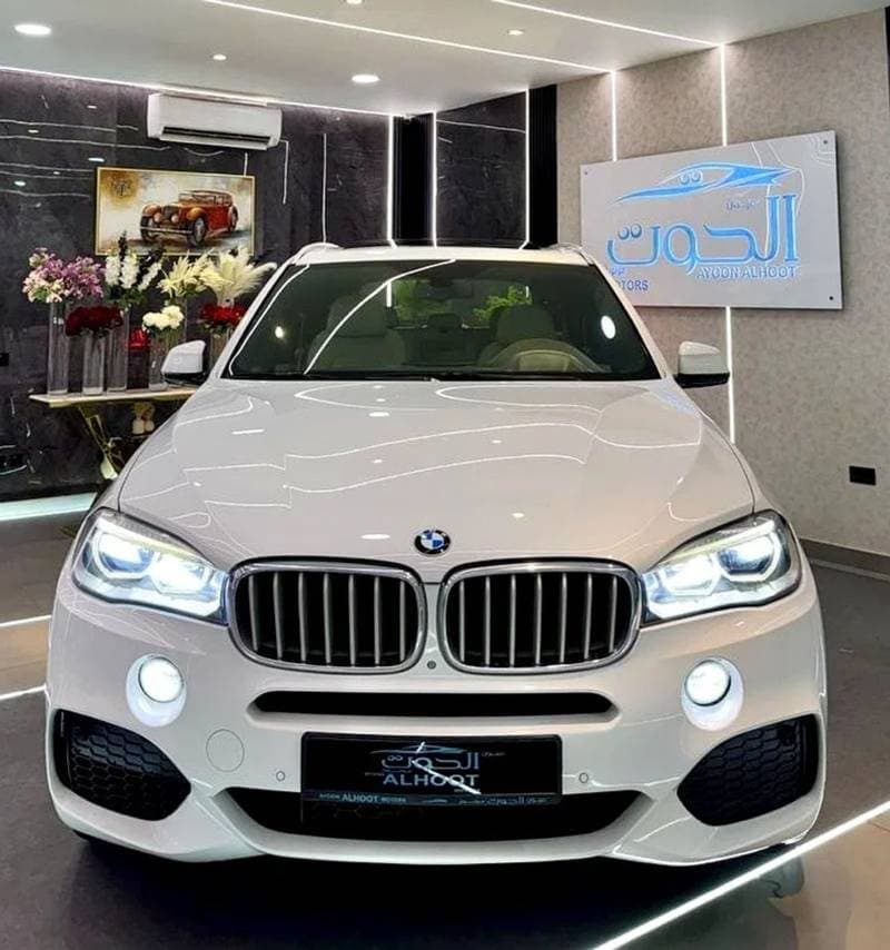 2015 BMW X5 50i thumbnail 5