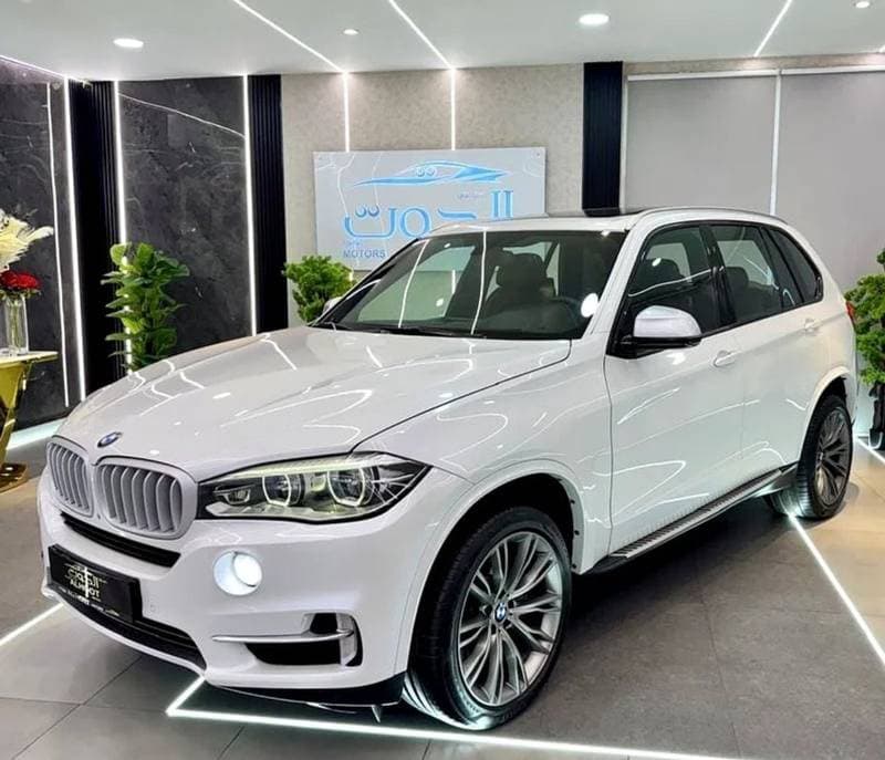2016 BMW X5 50i thumbnail 3